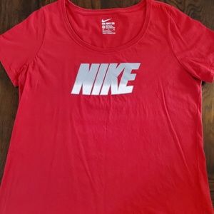 Nike T-Shirt